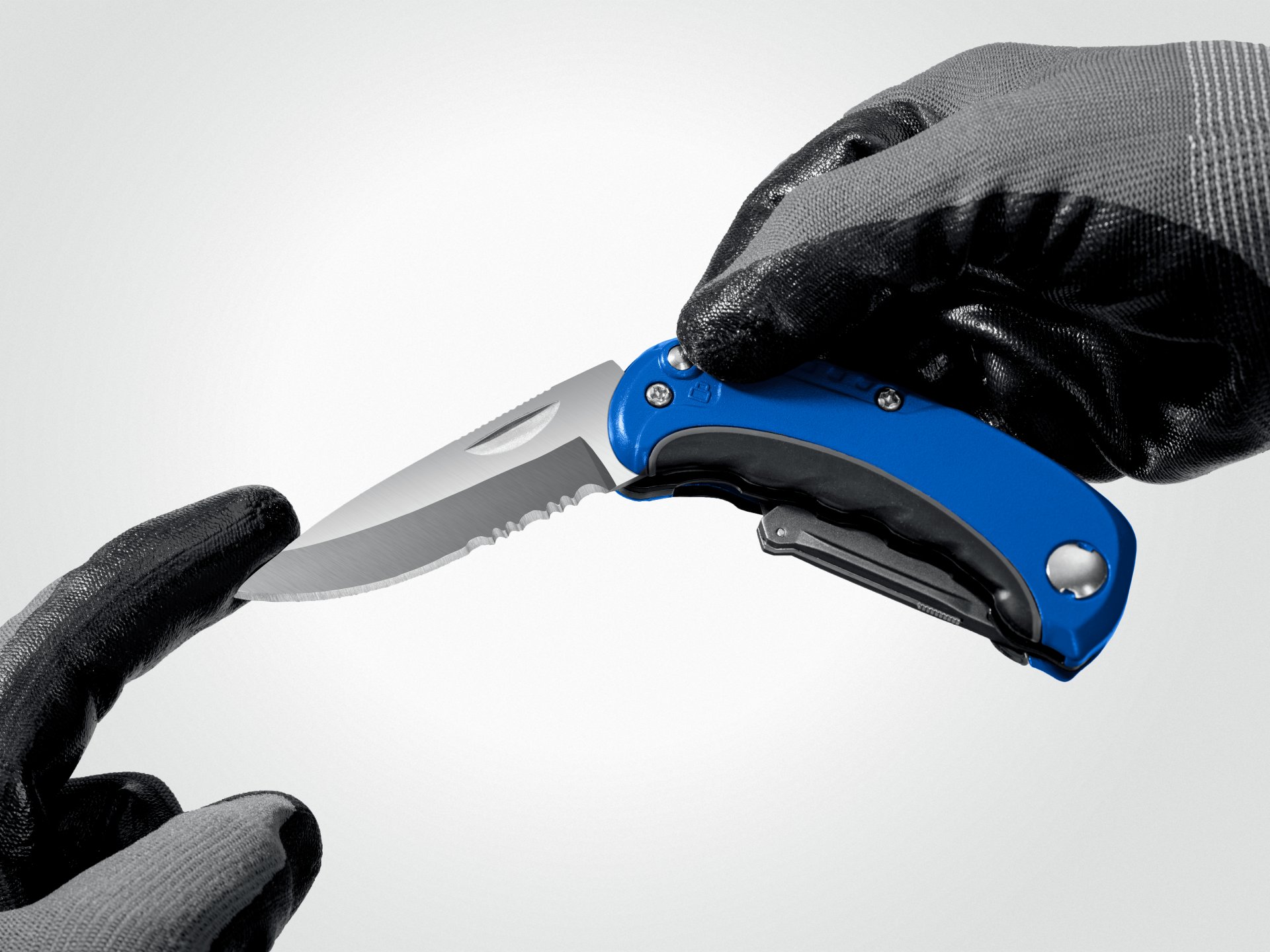 ЗУБР Компакт-2-А24, технический, универсальный складной нож 2-в-1 с трапециевидным лезвием (09227) — фото 7