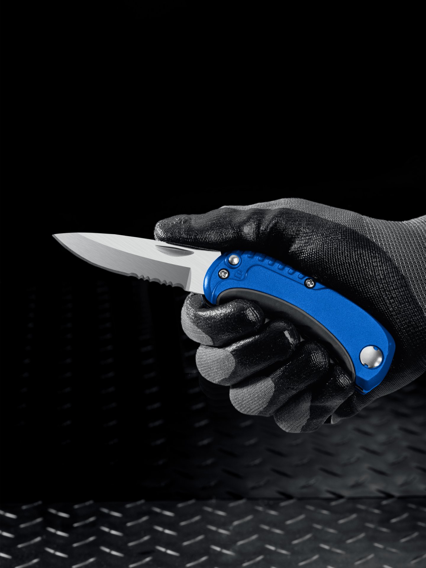 ЗУБР Компакт-2-А24, технический, универсальный складной нож 2-в-1 с трапециевидным лезвием (09227) — фото 9