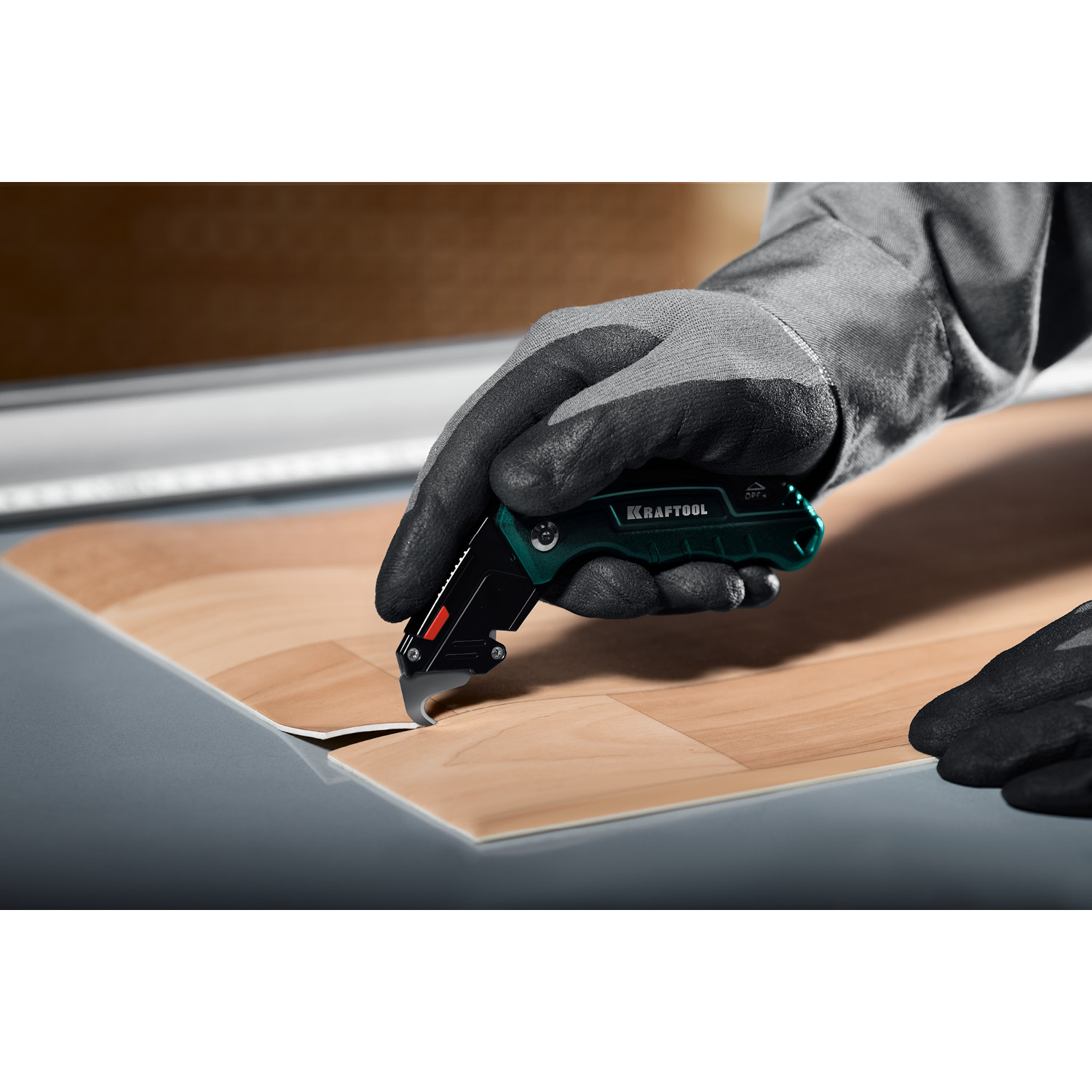 KRAFTOOL Helfer, компактный складной нож с трапециевидным лезвием, тип А24 (09242) — фото 16