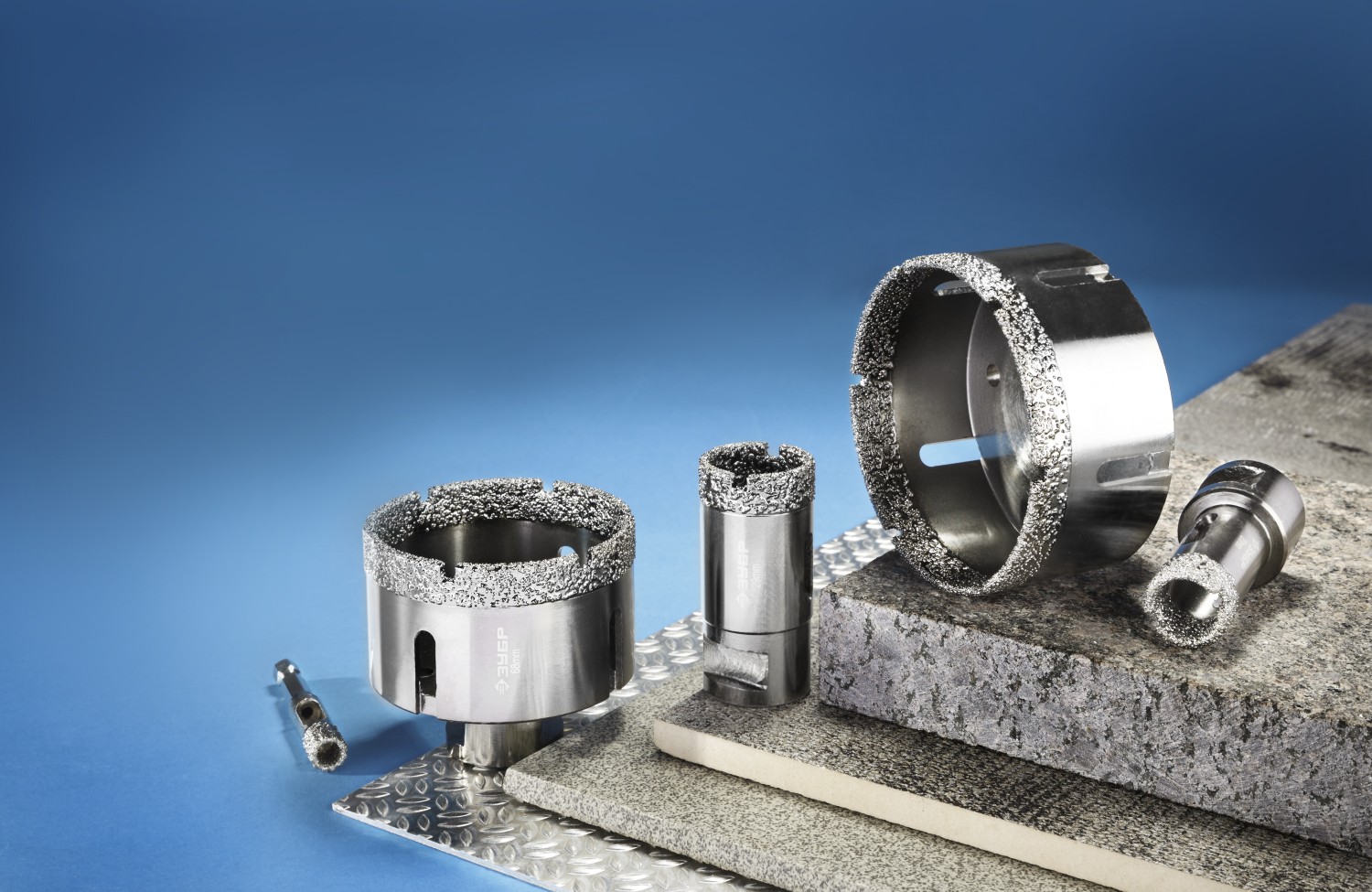 ЗУБР АВК, d 10 мм, (HEX 1/4″, 15 мм кромка), вакуумное алмазное трубчатое сверло, Профессионал (29865-10) — фото 3