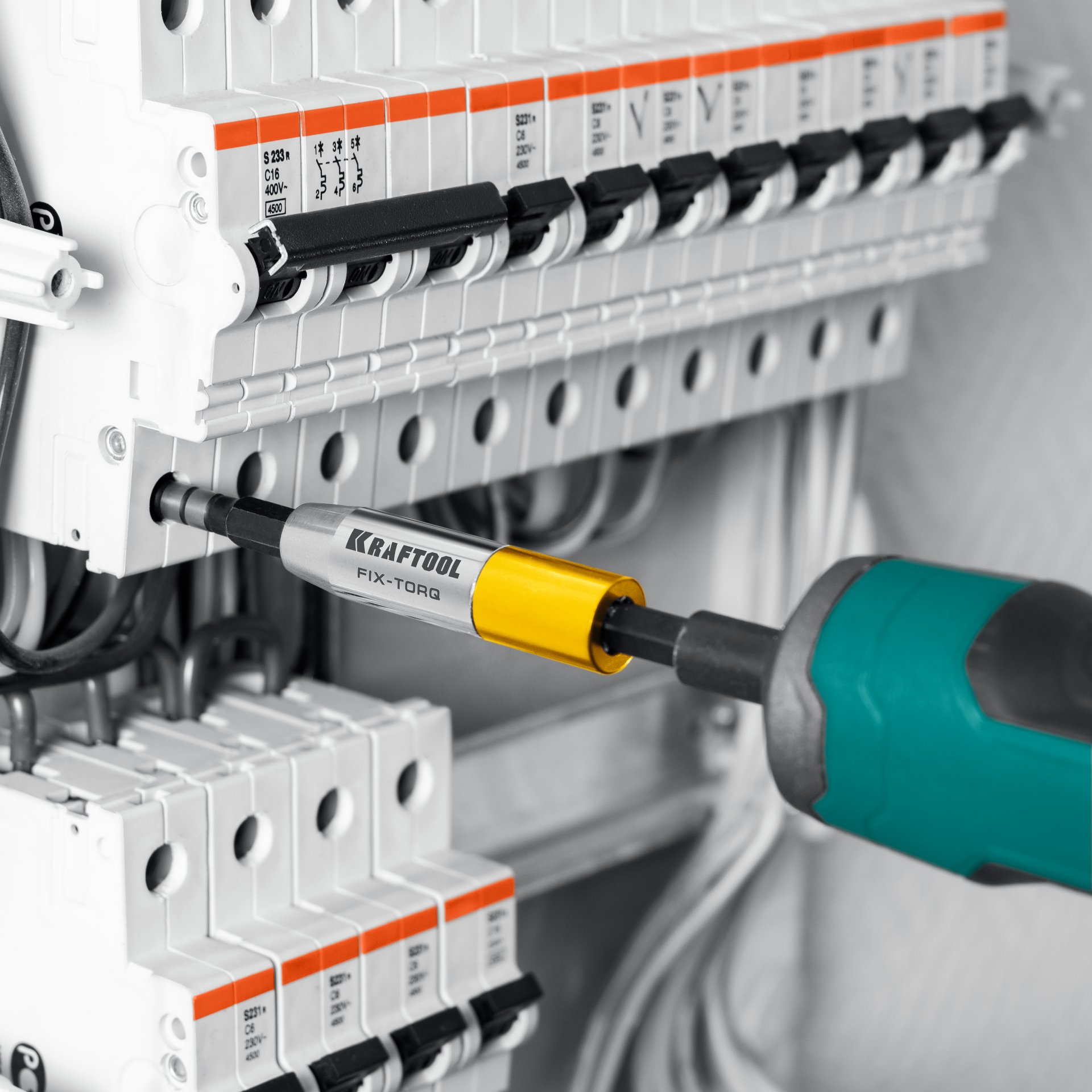 KRAFTOOL FIX-TORQ 2.0 Нм динамометрический адаптер для бит (64035-2.0) — фото 3