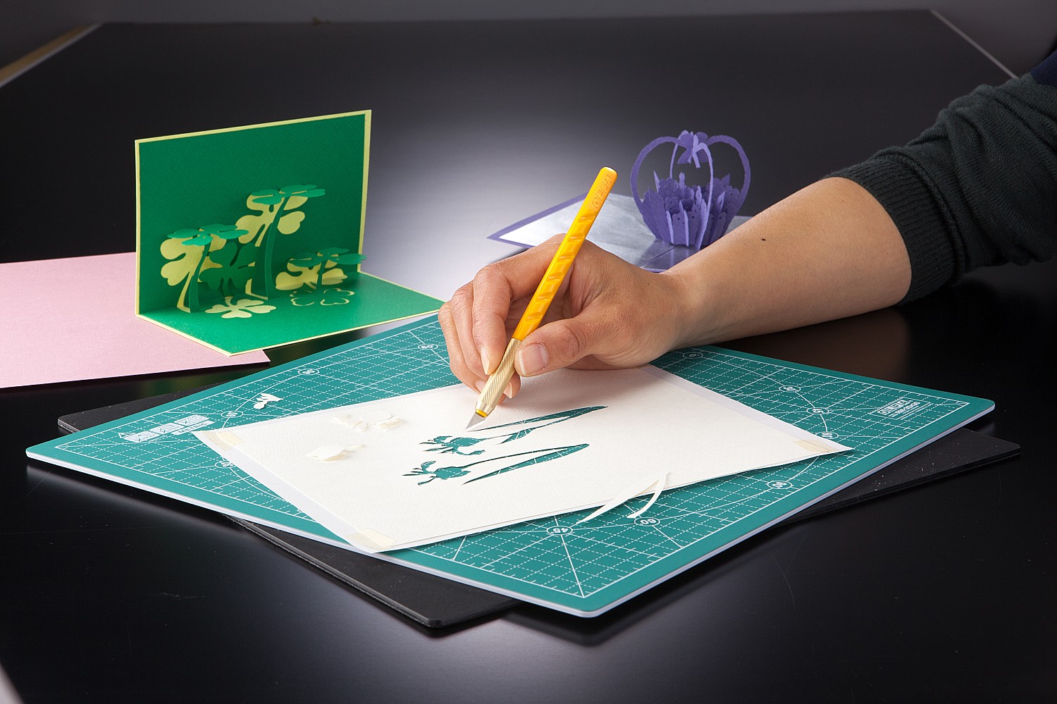 OLFA с перовым лезвием 6 мм, нож (OL-AK-1/5B) — фото 2