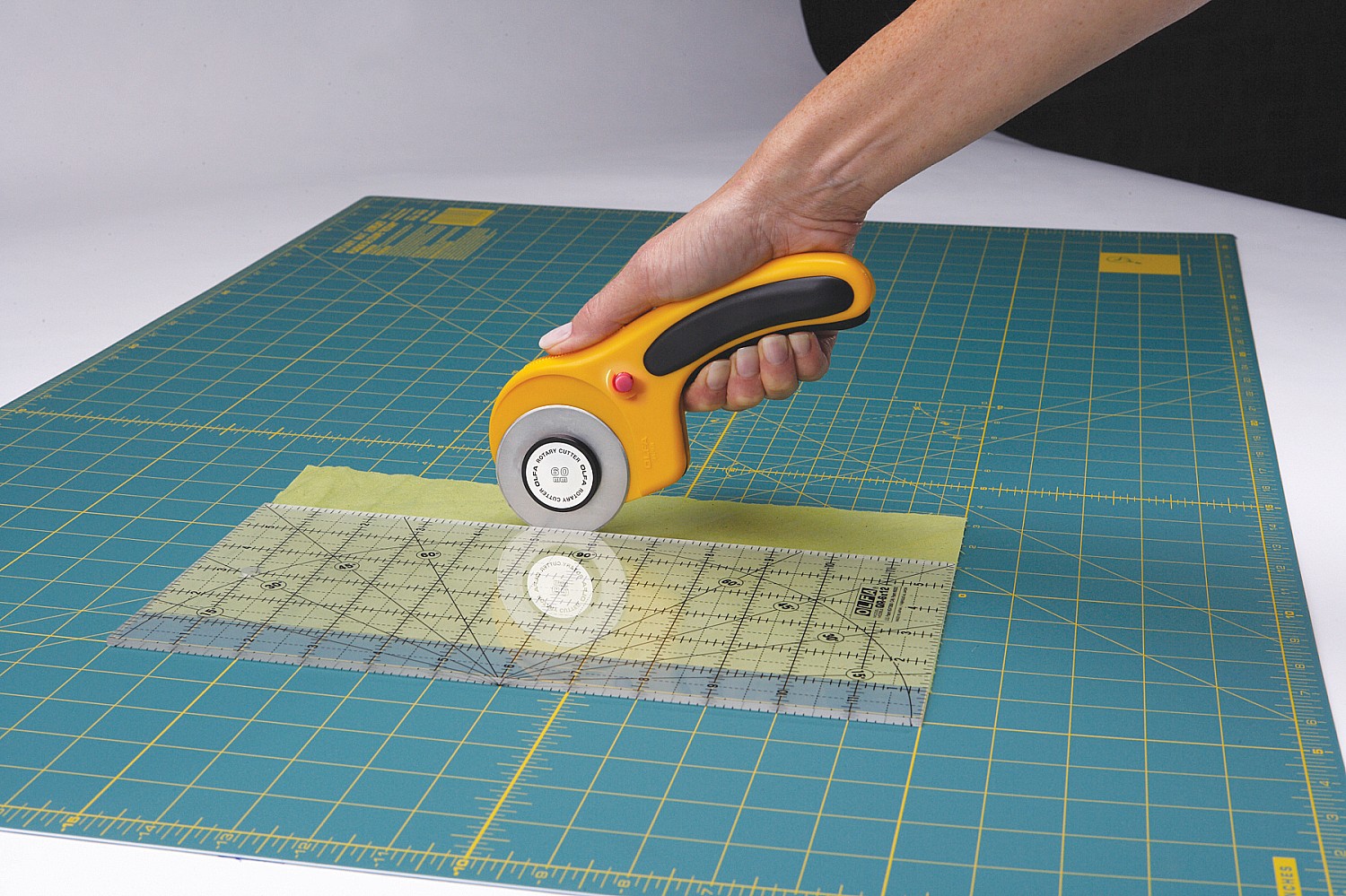 OLFA 60 мм, с круговым лезвием, нож (OL-RTY-3/DX) — фото 4