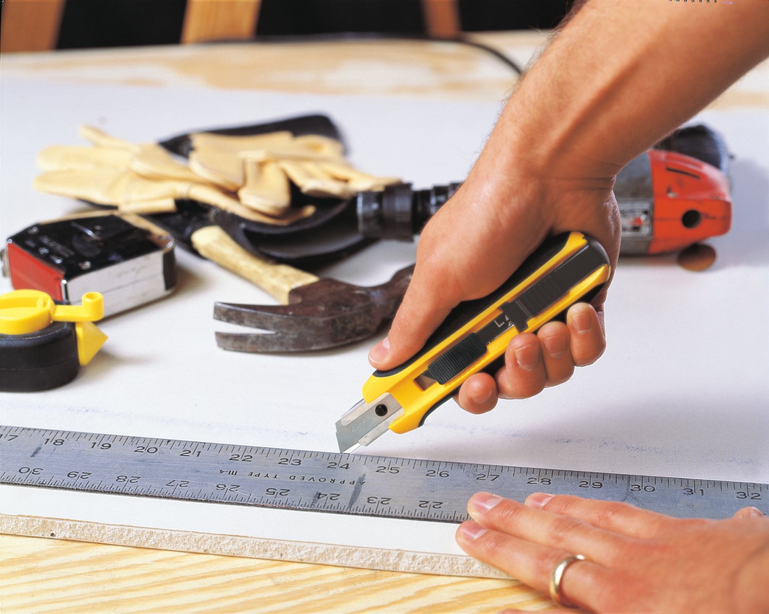 OLFA UTC-1, 17.5 мм, двухкомпонентный корпус, нож с трапециевидным лезвием (OL-UTC-1) — фото 8