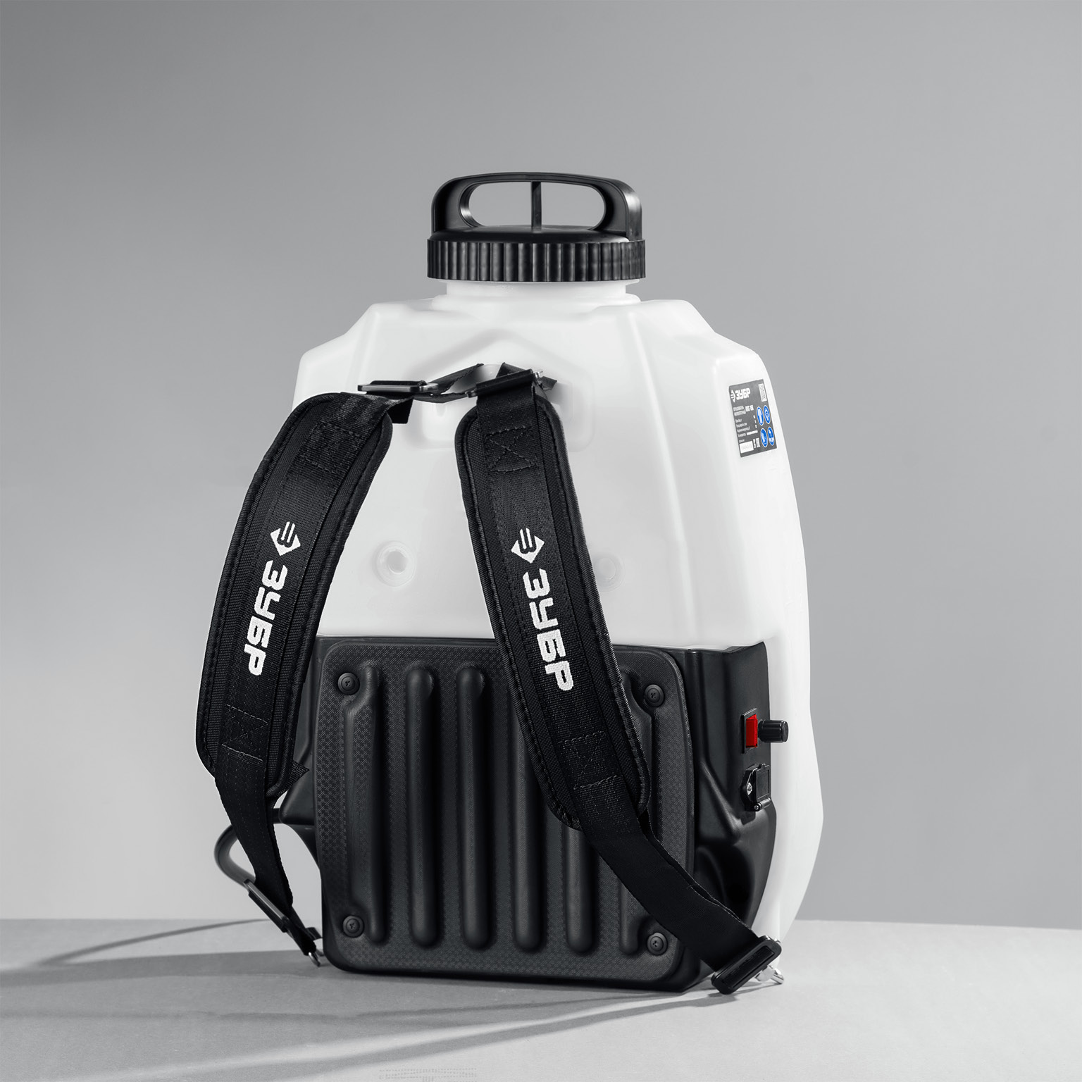 ЗУБР 16 л, колеса, аккумуляторный опрыскиватель (ОПС-16К) — фото 11