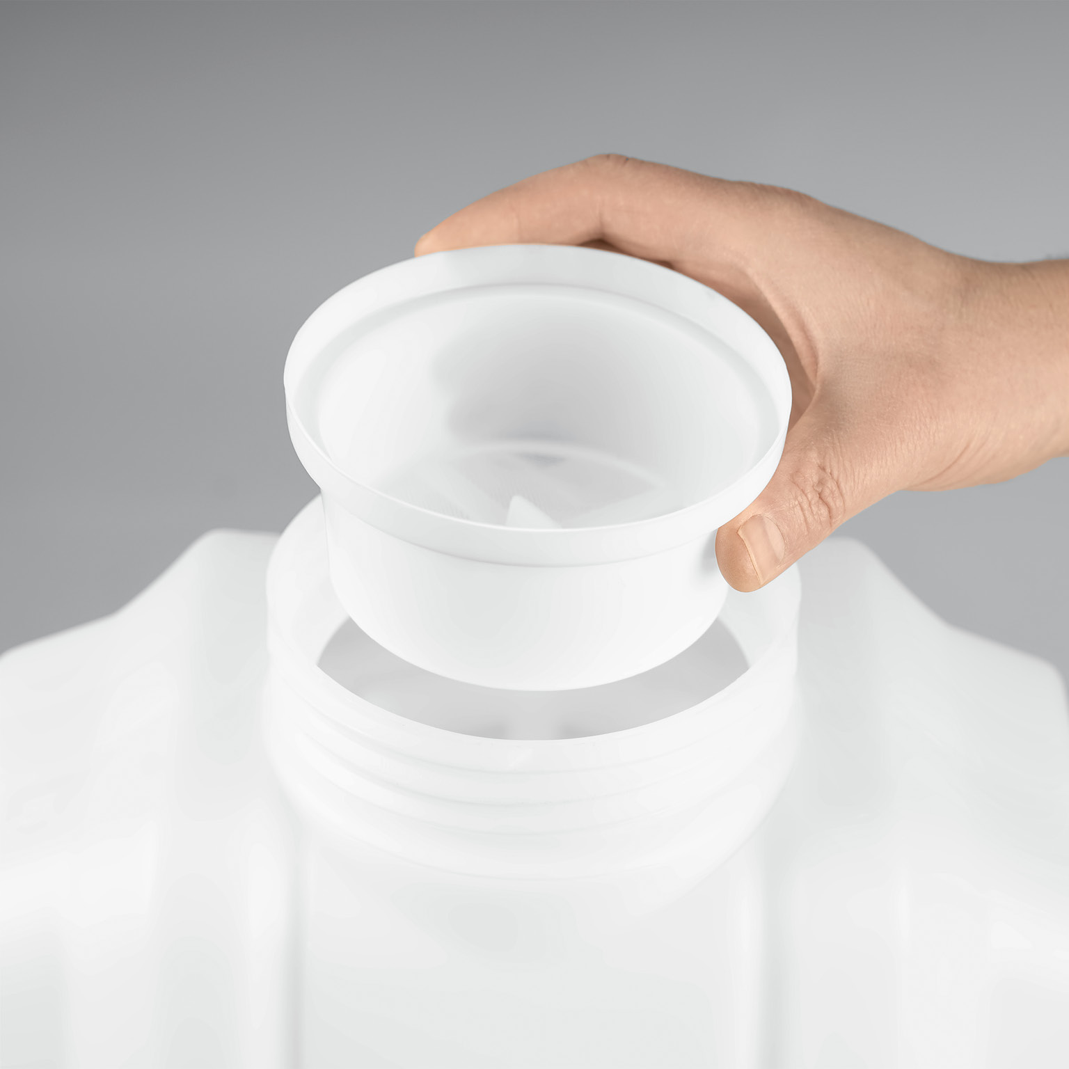 ЗУБР 16 л, колеса, аккумуляторный опрыскиватель (ОПС-16К) — фото 13