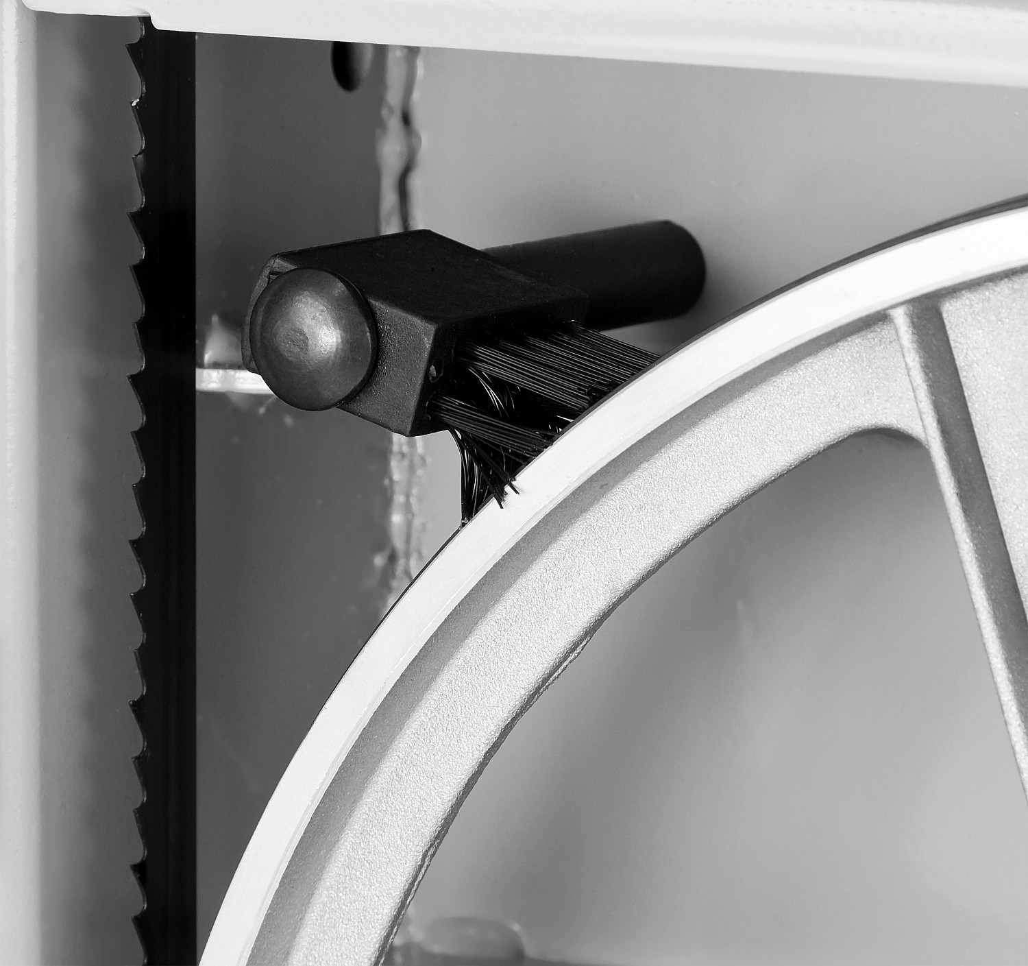 ЗУБР 305 мм, 750 Вт, ленточная пила (ЗПЛ-305) — фото 16